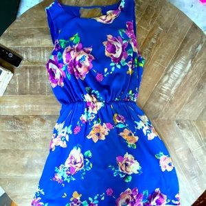 Women’s royal blue chiffon floral dress - backless - size medium